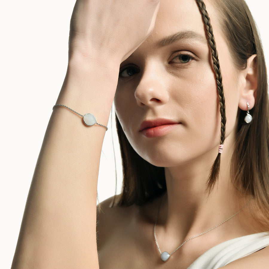Simplistic Gemstone Bracelet